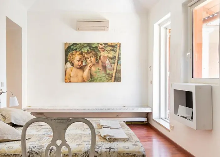 Terrazzo Frattina With Private Terrace
